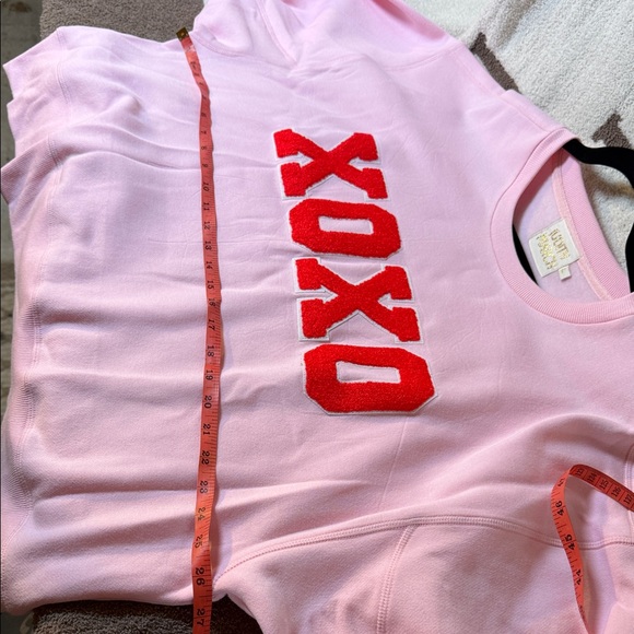 Judith March Pink Sweatshirt with Red XOXO - Picture 12 of 12